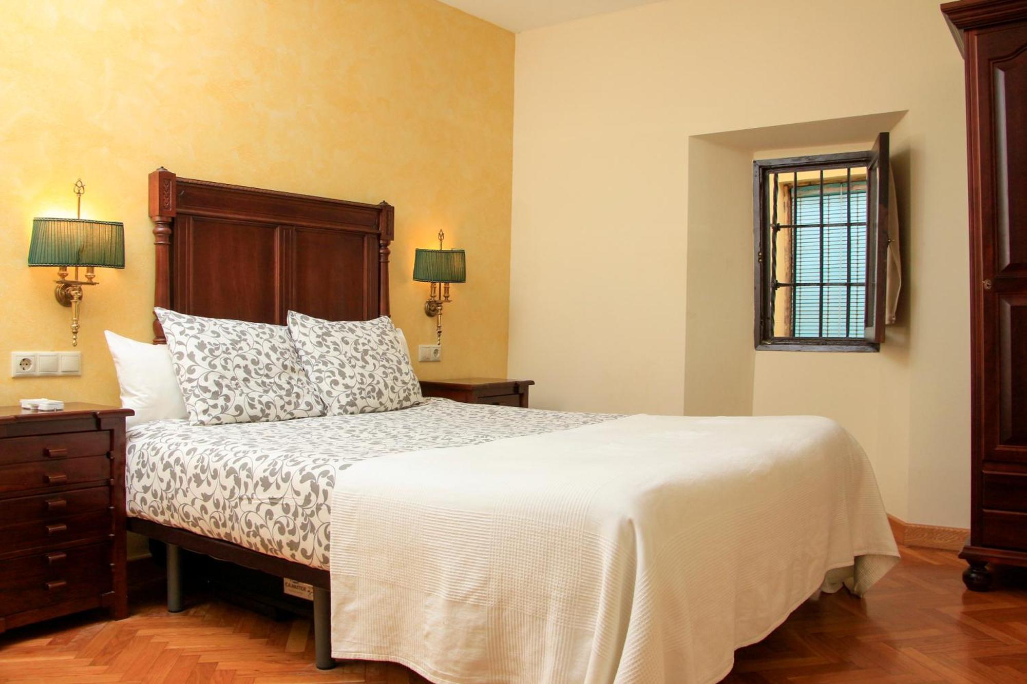 Apartamentos Medina Qurtuba Cordoba Luaran gambar